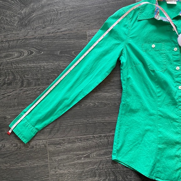 VAN HEUSEN XS Green Button Down - Picture 13 of 13